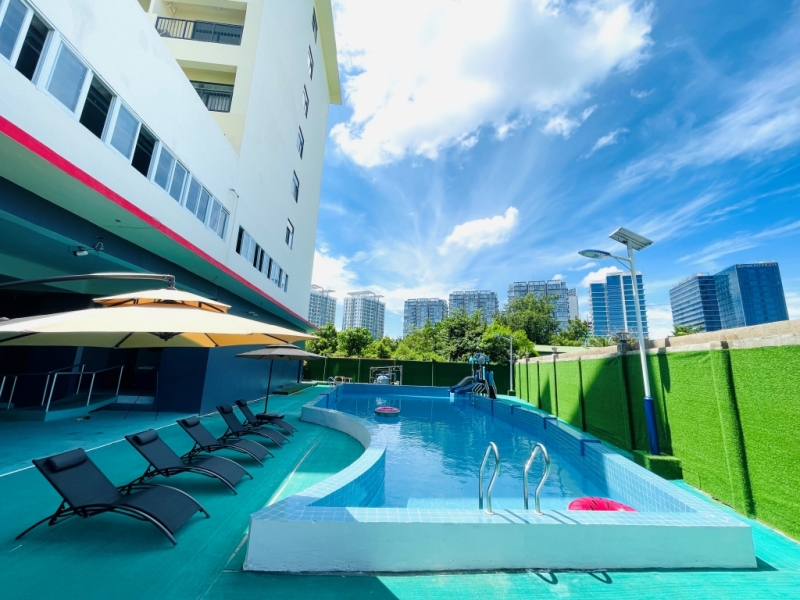 フィリピン留学 Cebu21 - B`CEBU-Swimming pool-1